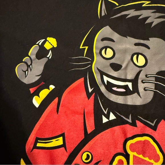 Johnny Cupcakes Michael Jackson Thriller Wolf Tee M Rare HTF Halloween Big Kid - Picture 6 of 16
